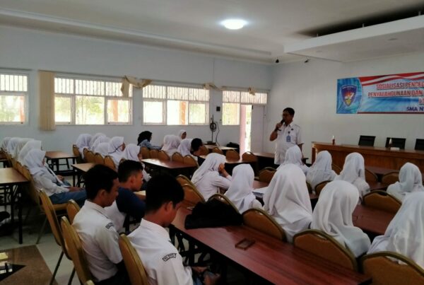 SMA Negeri 3 Cilacap Gandeng BNN untuk Sosialiasi Bahaya Penyalahgunaan Narkoba