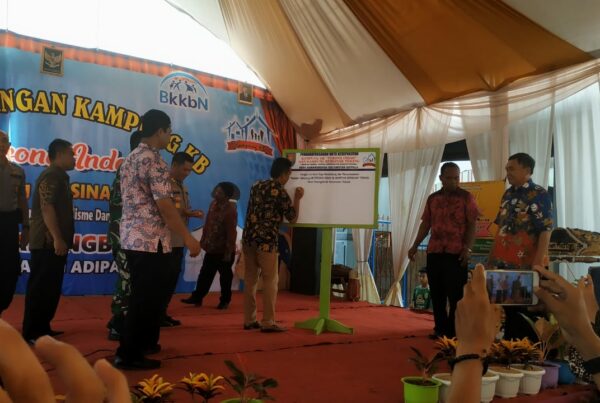 Launching Desa Bersinar Terang dan Pencanangan Kampung KB di Desa Karangbenda