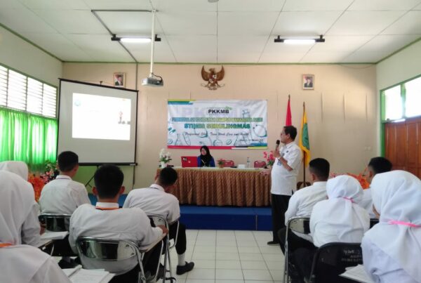 Pengenalan Kehidupan Kampus Mahasiswa Baru Stikes Seruling Emas Maos Kabupaten Cilacap