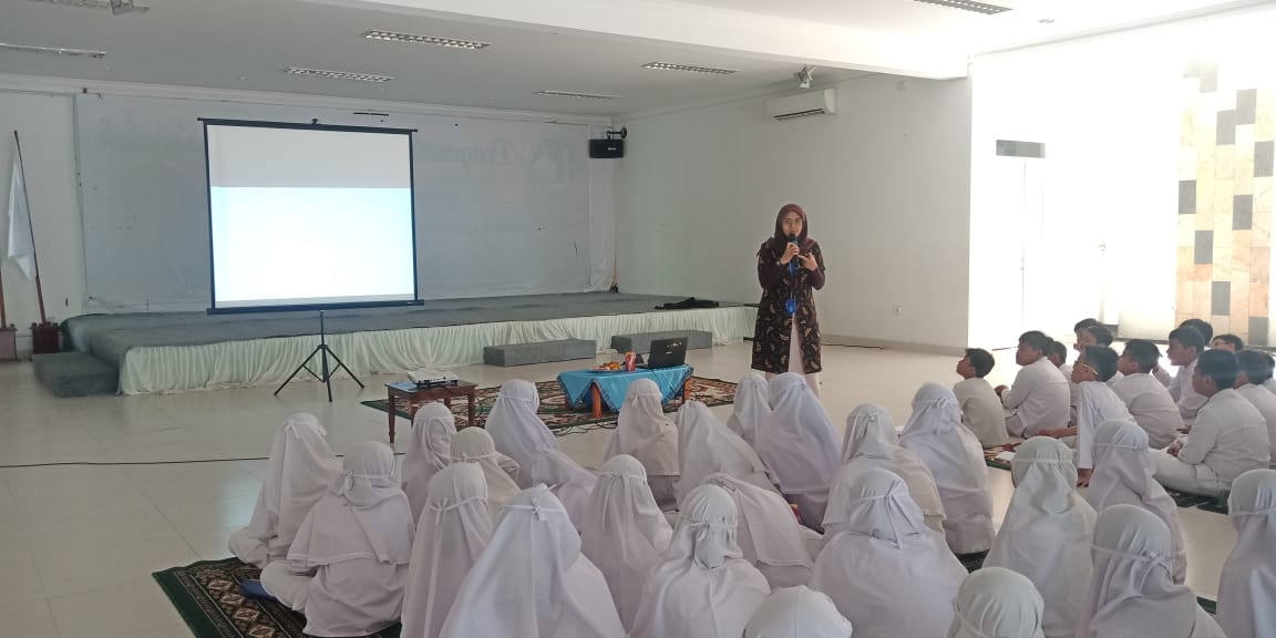 Sosialisasi P4GN pada Kegiatan Pencegahan Bahaya Rokok dan Narkoba bagi Insan manusia di SD Al Azhar Cilacap