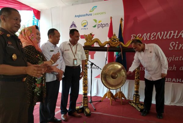 BNN Kabupaten Cilacap Ikuti Pemenuhan Kebutuhan Dasar Masyarakat Sinergitas BUMN Hadir Untuk Negeri (BHUN) dan Pengukuhan Desa Bersih Narkoba (Desa BERSINAR)