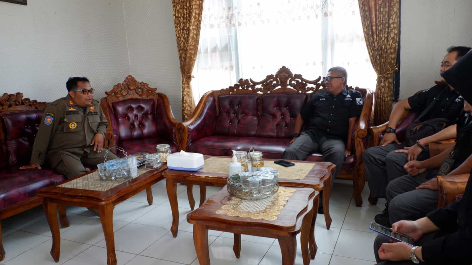Kepala BNN Kabupaten Cilacap Melakukan Koordinasi Program P4GN di Sektor Kewilayahan Kecamatan Kampung Laut